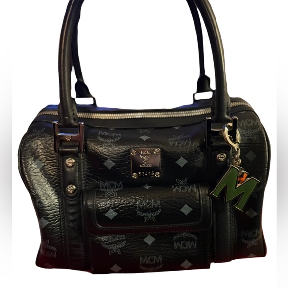 MCM Black Visetos Boston Bag 25cm – Rare Blue Logo Accents Excellent Condition! - Picture 8 of 10